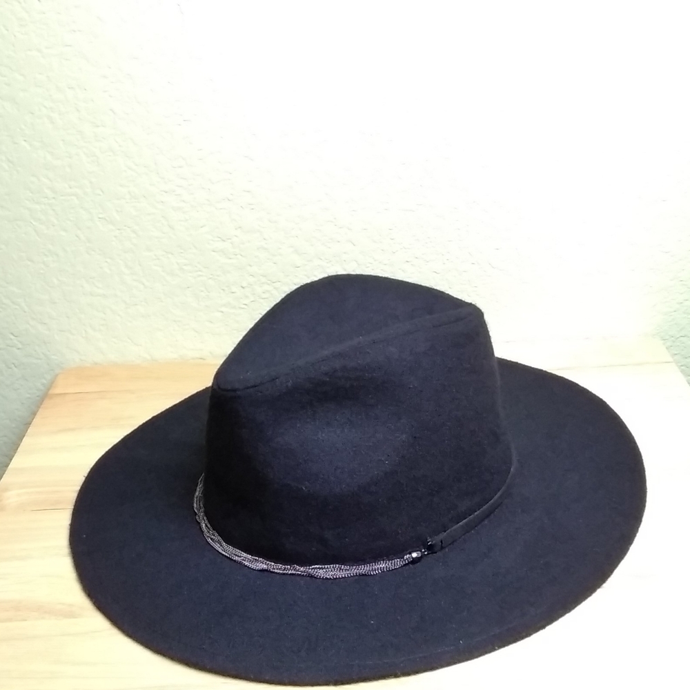 New Bcbgenerations Black Felt Hat.